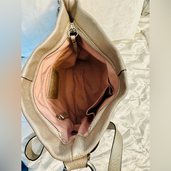 Coach Metallic Silver Leather Shoulder Bag with Chain Detail - Picture 9 of 11